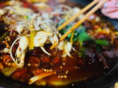 -鸿顺老铁锅美蛙鱼府(解放碑店)