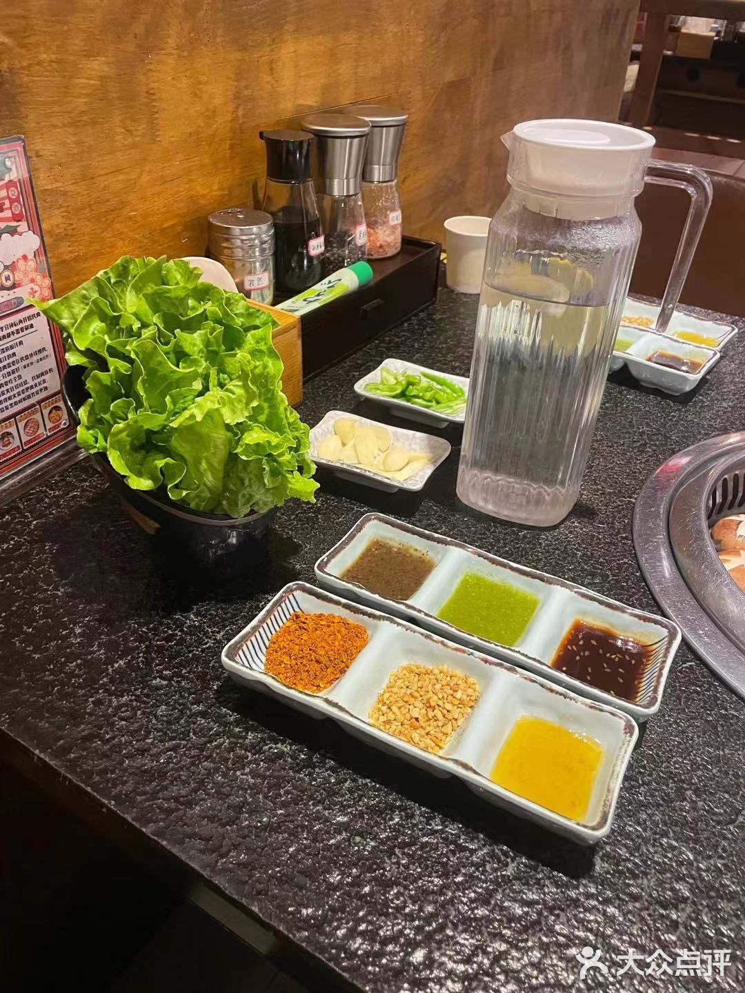 位置在春熙路吼堂后面，店铺环境非常日式，周五下午没有