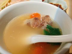 牛尾汤-穹六人间 people 6(岳阳路店)