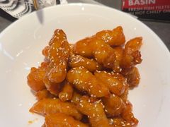 -金鱼盆32年水煮鱼·18秒辣椒炒肉(京西大悦城店)