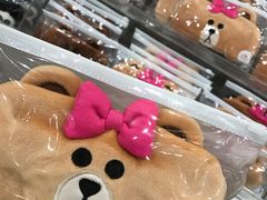 -LINE FRIENDS Garosu-gil Flagship Store