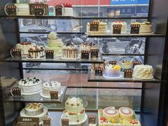 -红跑车蛋糕世界(网巾市店)