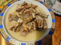 -蒙亨·手把肉·蒙古包文化主题餐厅(天恒广场店)