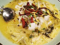 酸菜鱼-胡桃里音乐酒馆(海雅缤纷城店)