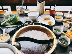 -小天鹅火锅·一线江景洪鼎旗舰店(洪崖洞店)