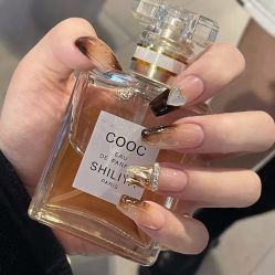 -悦指间美甲美睫