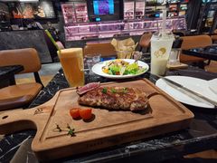 -MEAT MATE 鲜食肉铺(凤凰汇·里巷店)