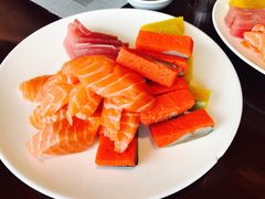 -荣誉国际酒店-云顶旋转餐厅