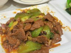 豉汁凉瓜炒牛肉-香港新发烧腊茶餐厅(书城店)