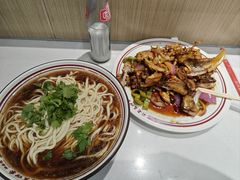 -老王四季抻面(南六东路店)