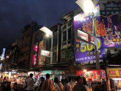 -六合夜市
