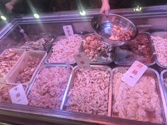 -周良天山牛杂城(天山路总店)