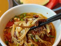 -黔蘑菇四季餐厅(观山湖店)