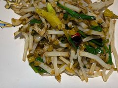 -魏铭鱼头捞饭(晋阳路店)