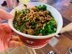 -八一路好吃街(雨田商务大厦店)