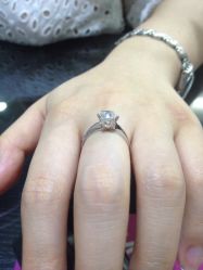 -威德钻石-克拉钻大本营(南京东路店)