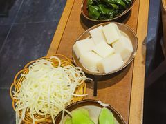 -黔有有贵州酸汤夺夺粉火锅(五味十字店)