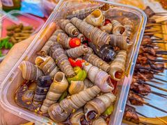 -劳动公园新疆人烤腰子