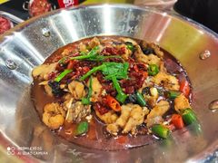 -鱿遍天下·20年夜宵地标大排档(东风路店)