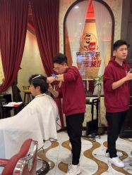 -东方先生国潮男士理发馆