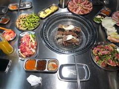 -马路牙子烧烤音乐酒馆(望京店)