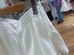 -优衣库(上海虹口龙之梦店)