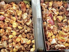 -老东镇啤酒屋海鲜加工·蒸汽海鲜·海鲜烧烤(台东店)