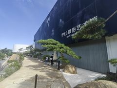 -罗红摄影艺术馆