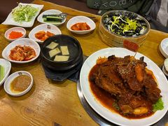 -喇喇排骨火锅·传统韩式脊骨汤(望京西园总店)