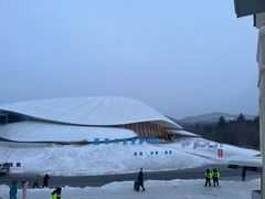 -亚布力新体委滑雪场