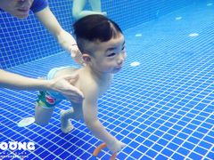 -龙格亲子游泳俱乐部(泊富中心)