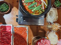 -黔有有贵州酸汤夺夺粉火锅(五味十字店)