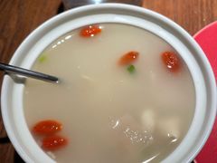 酸萝卜老鸭汤-肆海小川菜酒馆Wine Bistro (青年路店)