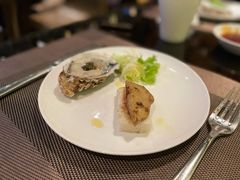 生蚝-大中华希尔顿酒店-念自助餐·嗨啤·小龙虾