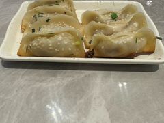 -小姜锅贴(凤凰街店)