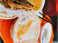-方中山胡辣汤(成都首店)
