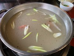 -老石黑山羊毛驴肉火锅(金凯广场店)