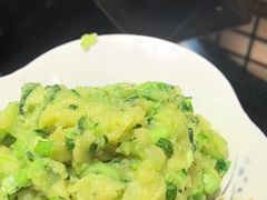 -东口码头·烧鸽子·鱼头泡饼·地方菜(金鹰悦城店)