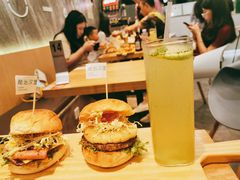 -龙治汉堡(中华城店)