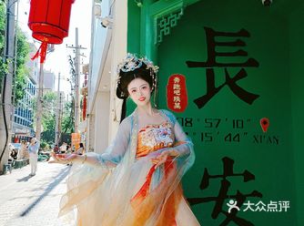 来西安，逛钟楼，必干三件事！