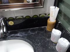 -好家园酒店(深圳坪山技术大学地铁站店)