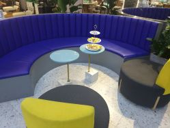 -PE SALON 