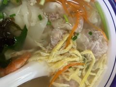 鲜肉馄饨-长人馄饨铺(解放街店)