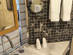 -岳阳阿波罗御庭酒店(岳阳楼区南湖广场店)