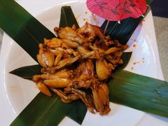 湖锦辣得跳-湖锦酒楼·32年地道湖北菜(光谷店)