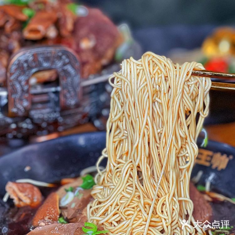 这样的红烧羊肉面请开到我家楼下，想天天都吃上一碗！