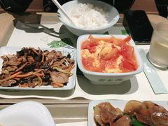 -老乡鸡(上海品尊国际中心店)