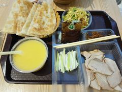 -李连贵熏肉大饼(金隅嘉品Mall店)