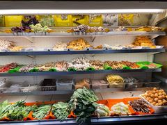 自助取餐区-万记麻辣烫国展总店