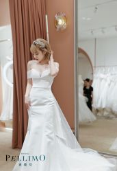 -派丽莫Pellimo原创设计婚纱品牌
